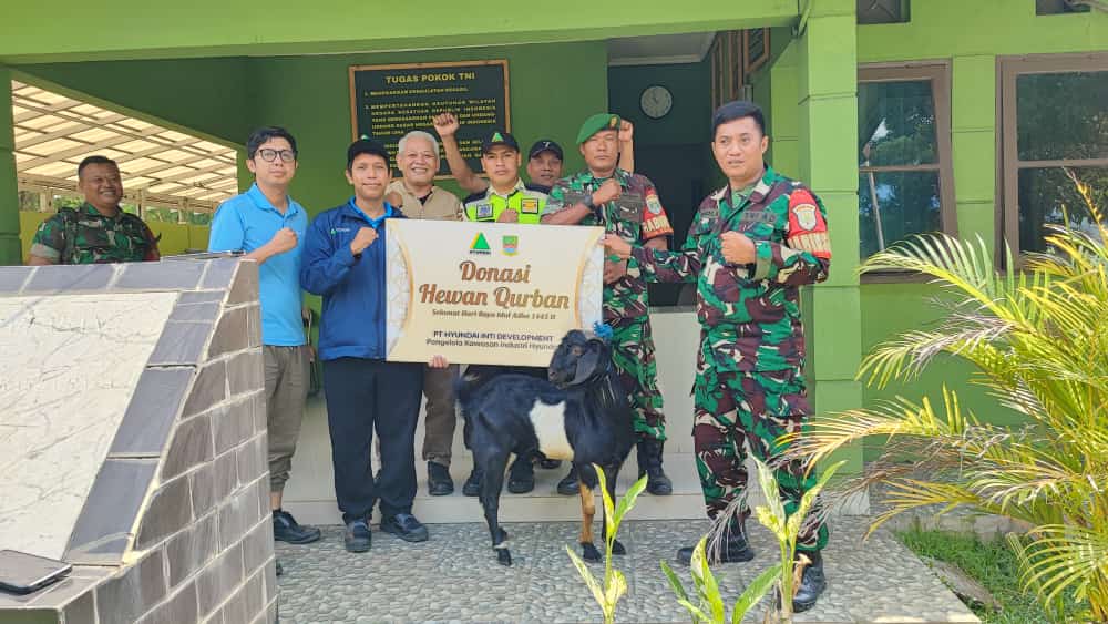 Penyerahan Hewan Qurban dalam rangka Idul Adha 1445 H